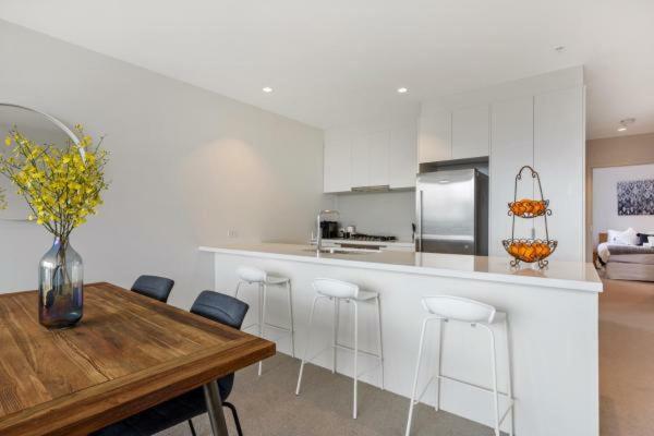 Experience Platinum Hotel Apartments Melbourne Exterior foto